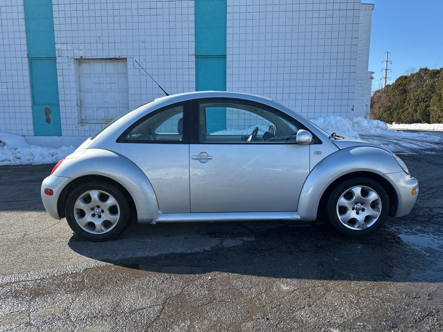 Used 2003 Volkswagen New Beetle Coupe in Milford, Connecticut | Dealertown Auto Wholesalers. Milford, Connecticut