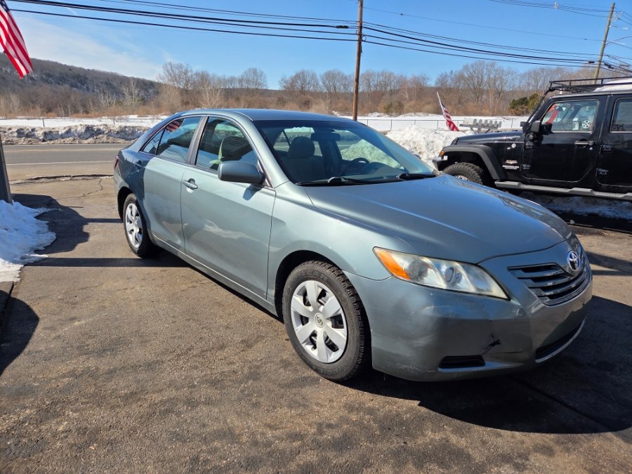 2007 Toyota Camry 4dr Sdn I4 Auto LE, available for sale in Naugatuck, Connecticut | Streamline Motors LLC. Naugatuck, Connecticut