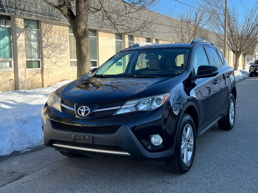 Used 2014 Toyota RAV4 in Lindenhurst, New York | Cargenic Automotive. Lindenhurst, New York