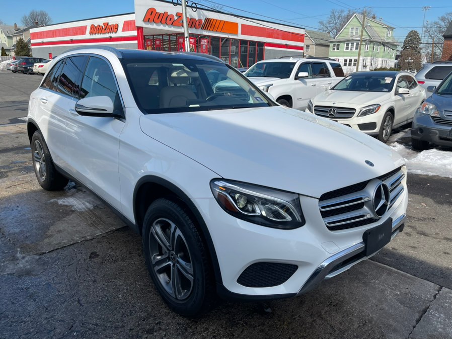 2019 Mercedes-Benz GLC GLC300 4MATIC's photo