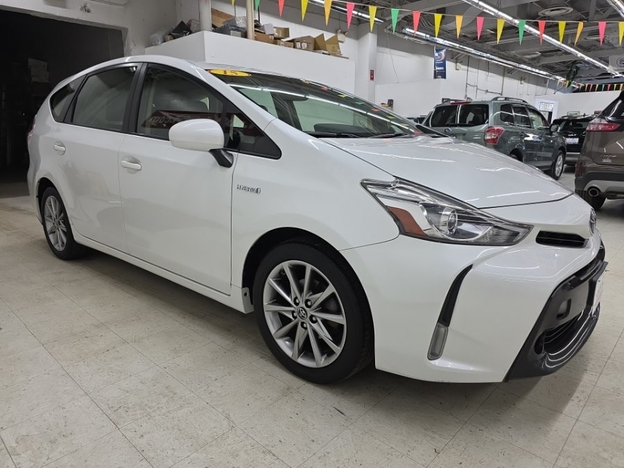 2015 Toyota Prius v 5dr Wgn Five (Natl), available for sale in West Haven, Connecticut | Auto Fair Inc.. West Haven, Connecticut