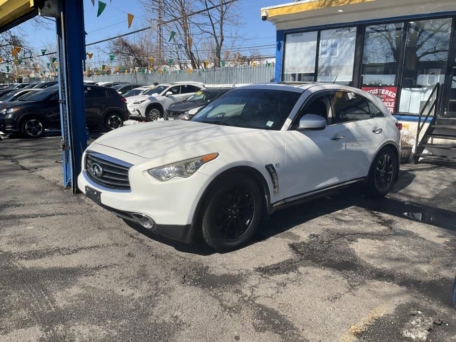 Used 2013 Infiniti FX37 in Elmont, New York | Sunrise of Elmont. Elmont, New York