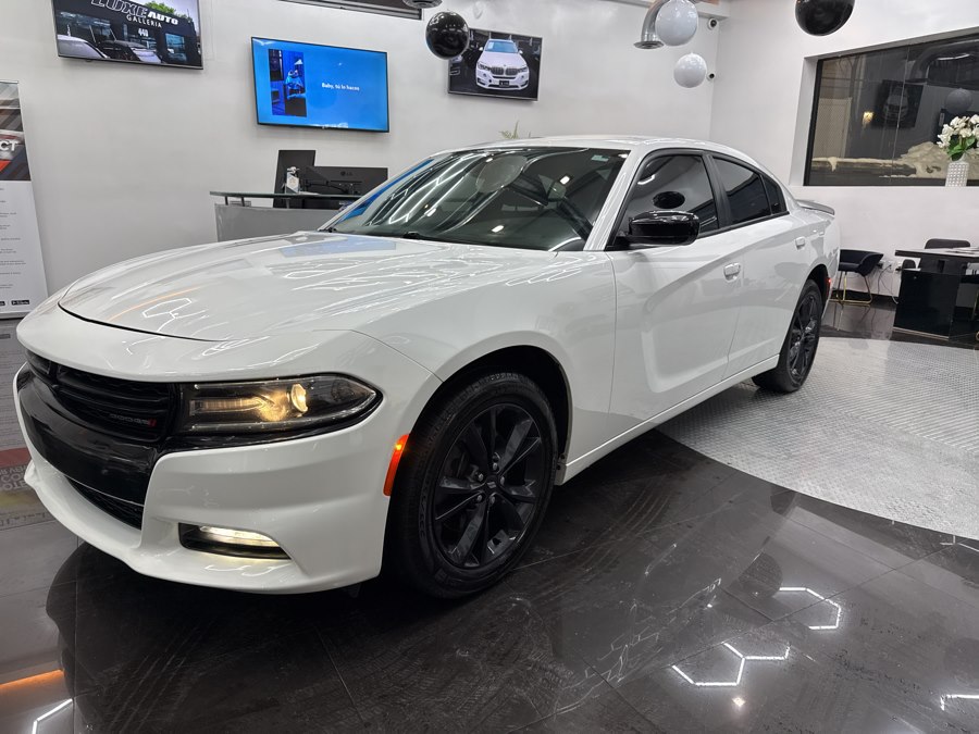 2020 Dodge Charger SXT AWD's photo