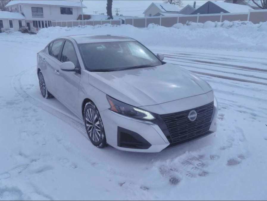 2023 Nissan Altima 2.5 SV Sedan, available for sale in Jamaica, New York | Sunrise Autoland. Jamaica, New York