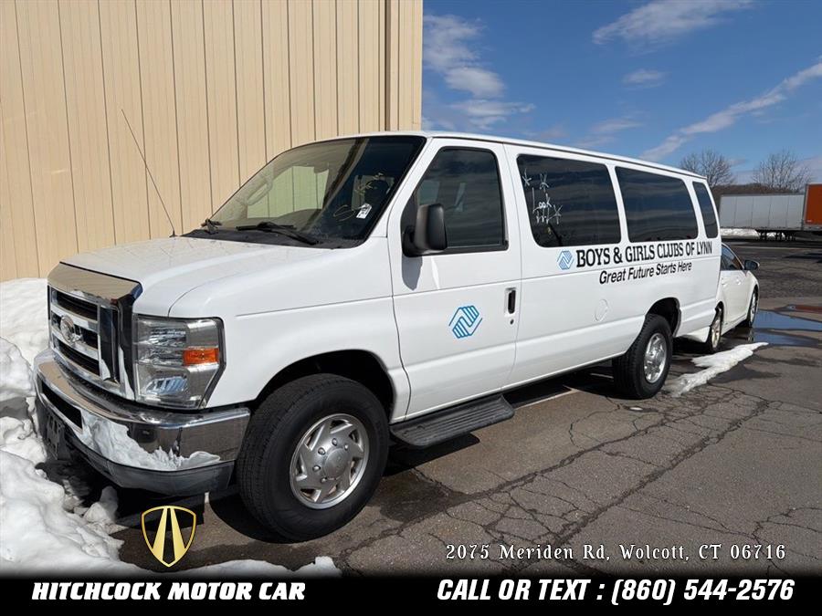 Used 2010 Ford E-350sd in Wolcott, Connecticut | Hitchcock Motor Car. Wolcott, Connecticut