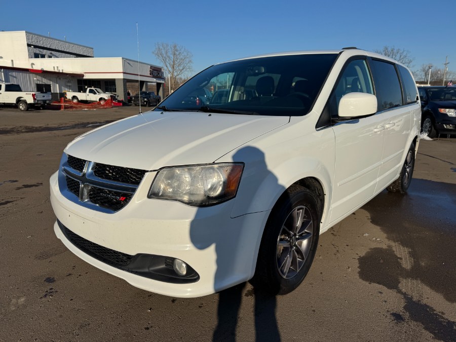 2017 Dodge Grand Caravan SXT Wagon, available for sale in Ortonville, Michigan | Marsh Auto Sales LLC. Ortonville, Michigan