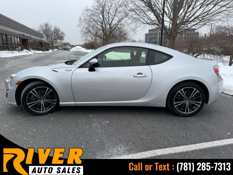 2013 Scion FR-S photo 4