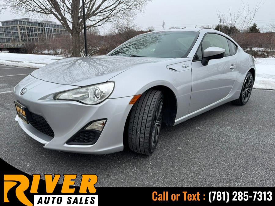 2013 Scion FR-S photo 3