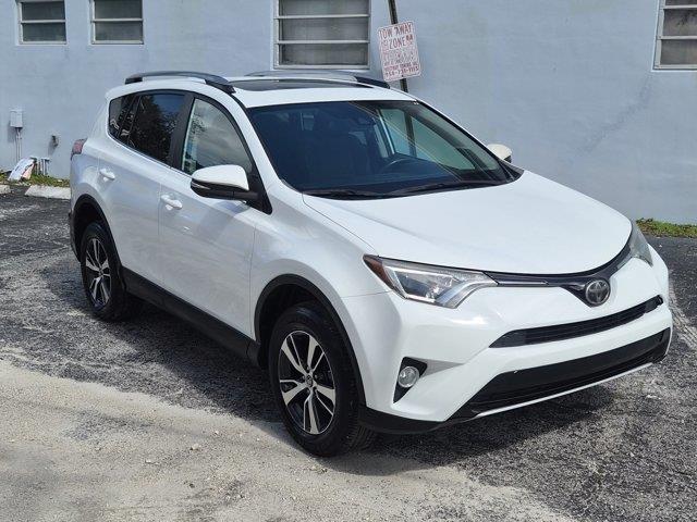 2018 Toyota RAV4 Adventure XLE photo 3