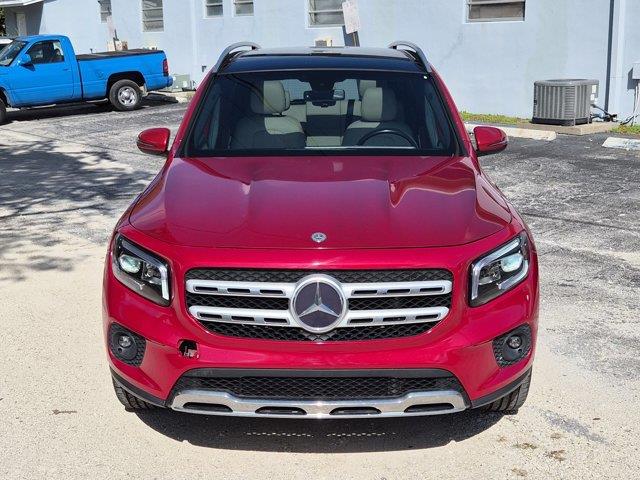 2021 Mercedes Benz GLB 250 photo 2