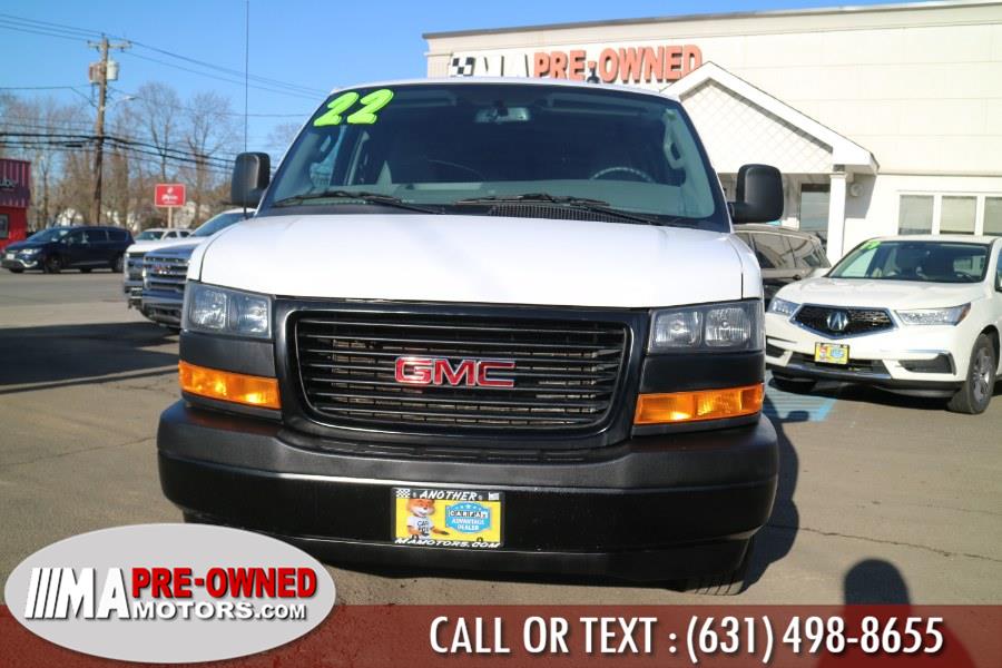 2022 GMC Savana 2500's photo