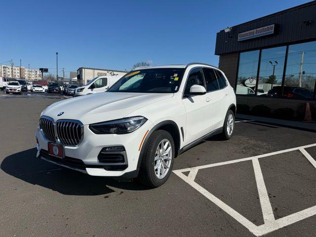 Used 2021 BMW X5 in Stratford, Connecticut | Wiz Leasing Inc. Stratford, Connecticut