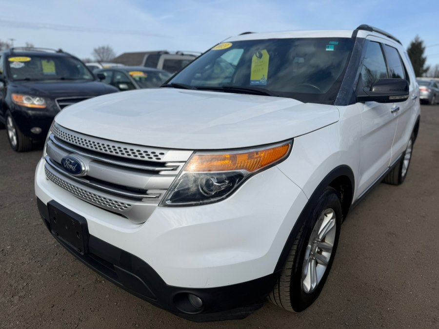 2013 Ford Explorer 4WD 4dr XLT, available for sale in East Windsor, Connecticut | STS Automotive. East Windsor, Connecticut