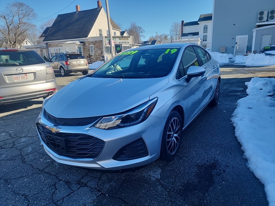 2019 Chevrolet Cruze 4dr Sdn LT, available for sale in Whitman, Massachusetts | Whitman Auto Center. Whitman, Massachusetts