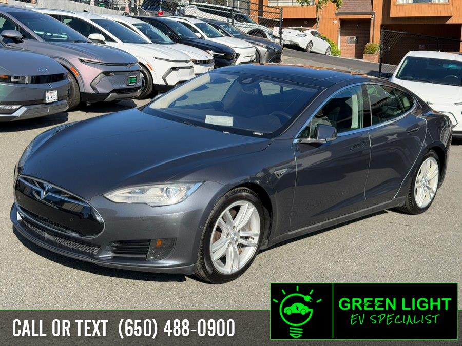 Used 2015 Tesla Model S in Daly City, California | Green Light Auto Wholesale. Daly City, California