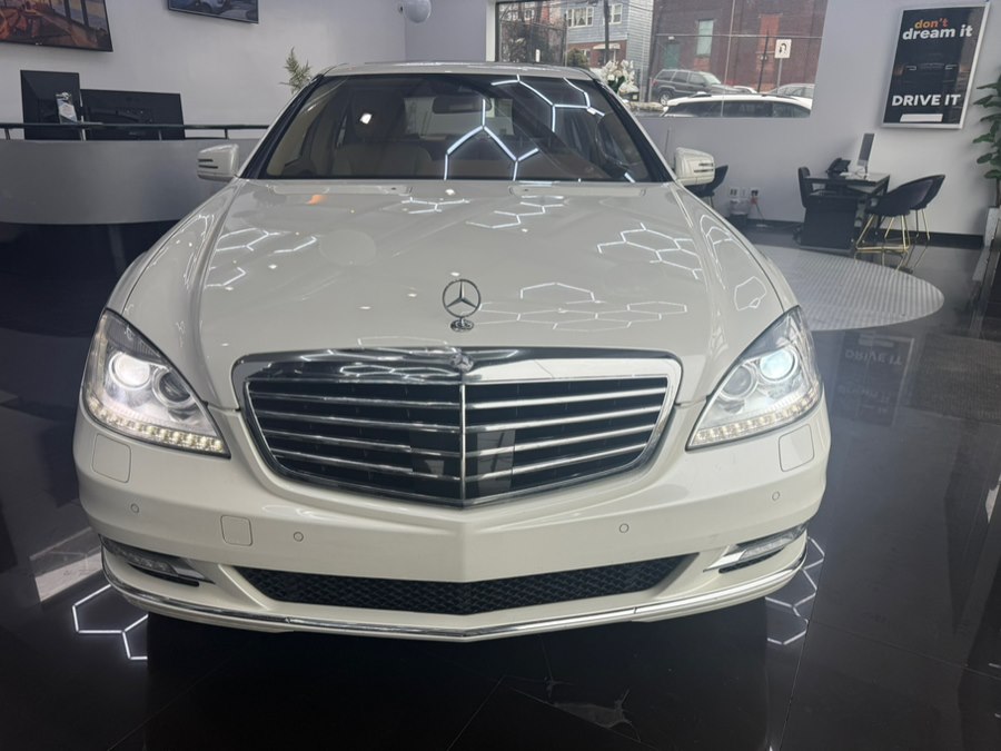 Used 2013 Mercedes-Benz S-Class in Jersey City, New Jersey | Luxe Auto Galleria. Jersey City, New Jersey