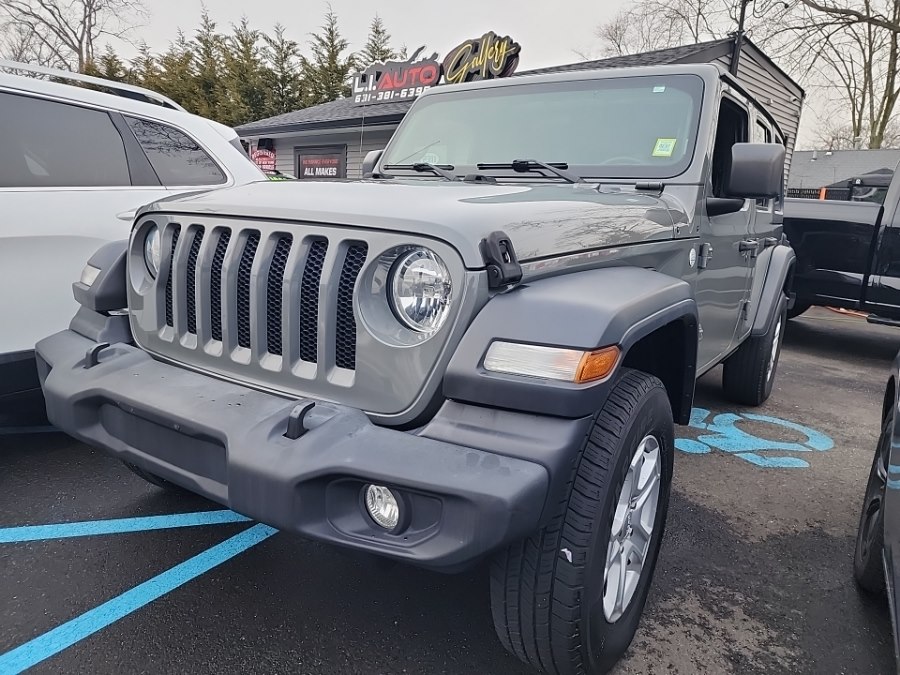 2019 Jeep Wrangler Unlimited Sport S 4x4, available for sale in Islip, New York | L.I. Auto Gallery. Islip, New York