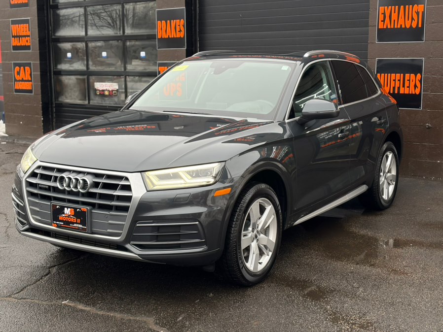 2018 Audi Q5 2.0T quattro S tronic Premium Plus's photo