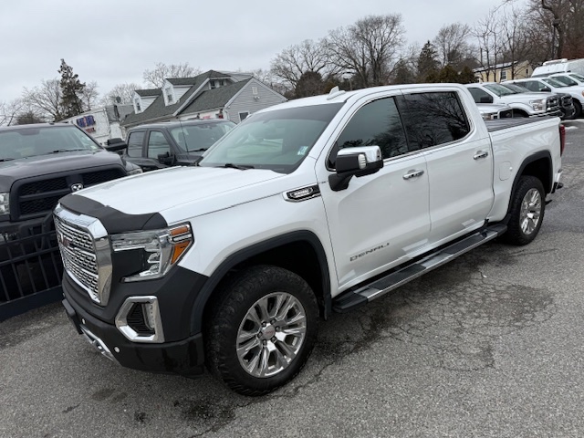 2020 GMC Sierra 4WD Crew Cab Short Box Denali's photo