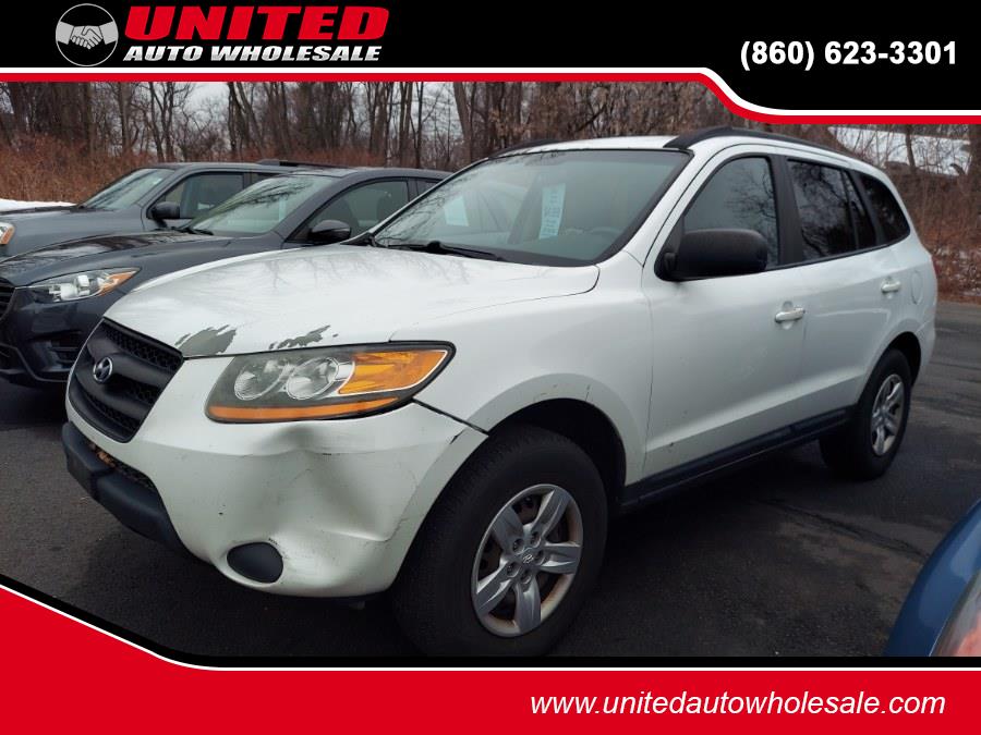 Used 2009 Hyundai Santa Fe in East Windsor, Connecticut | United Auto Sales of E Windsor, Inc. East Windsor, Connecticut