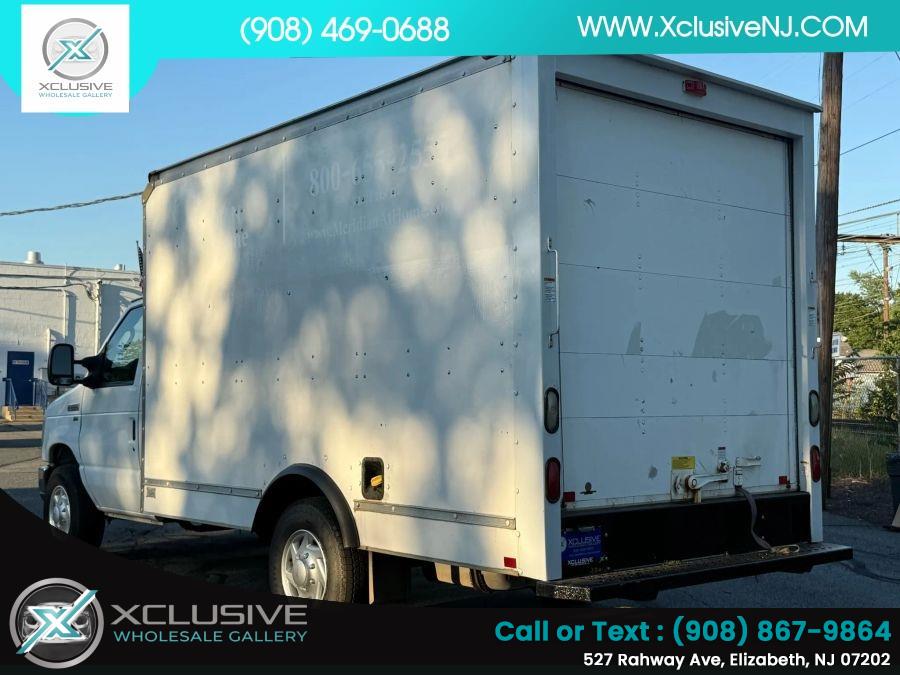 2015 Ford E-Series SRW E-350 Super Duty 138 in WB's photo