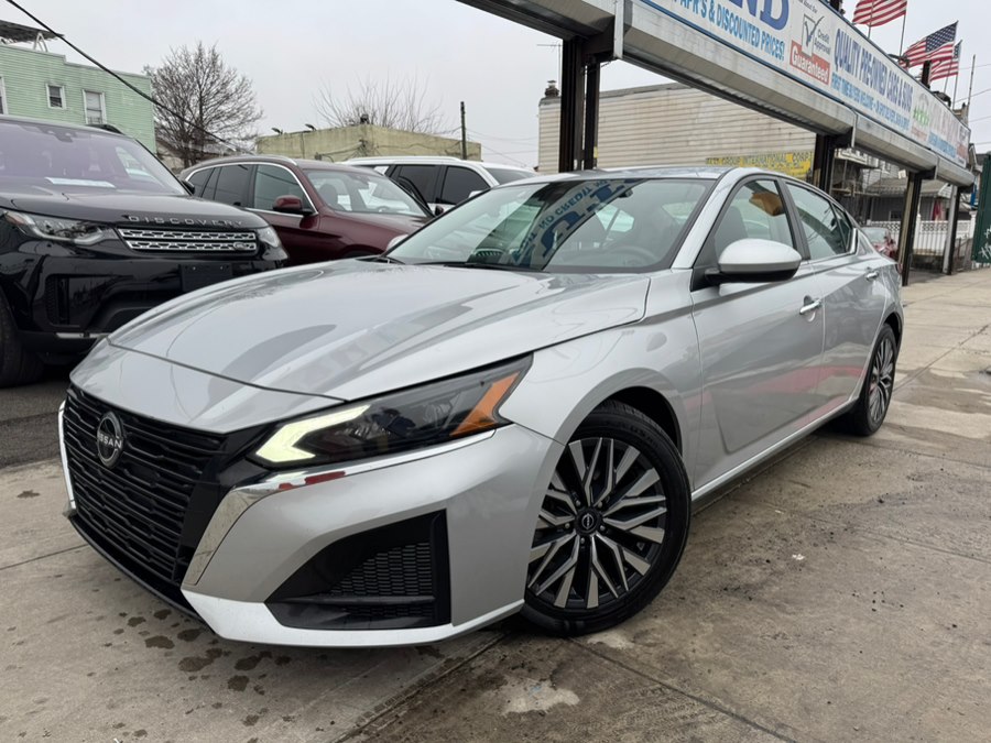 Used 2023 Nissan Altima in Jamaica, New York | Sunrise Autoland. Jamaica, New York