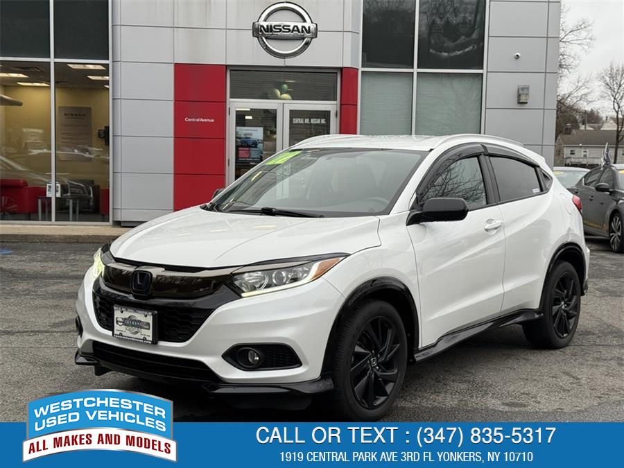 Used 2022 Honda Hr-v in Yonkers, New York | Apex Westchester Used Vehicles. Yonkers, New York