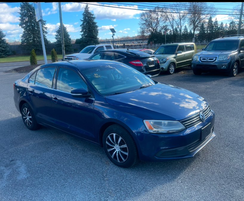 Used 2014 Volkswagen Jetta Sedan in East Windsor, Connecticut | A1 Auto Sale LLC. East Windsor, Connecticut