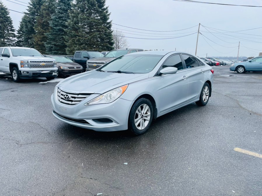 Used 2013 Hyundai Sonata in East Windsor, Connecticut | A1 Auto Sale LLC. East Windsor, Connecticut