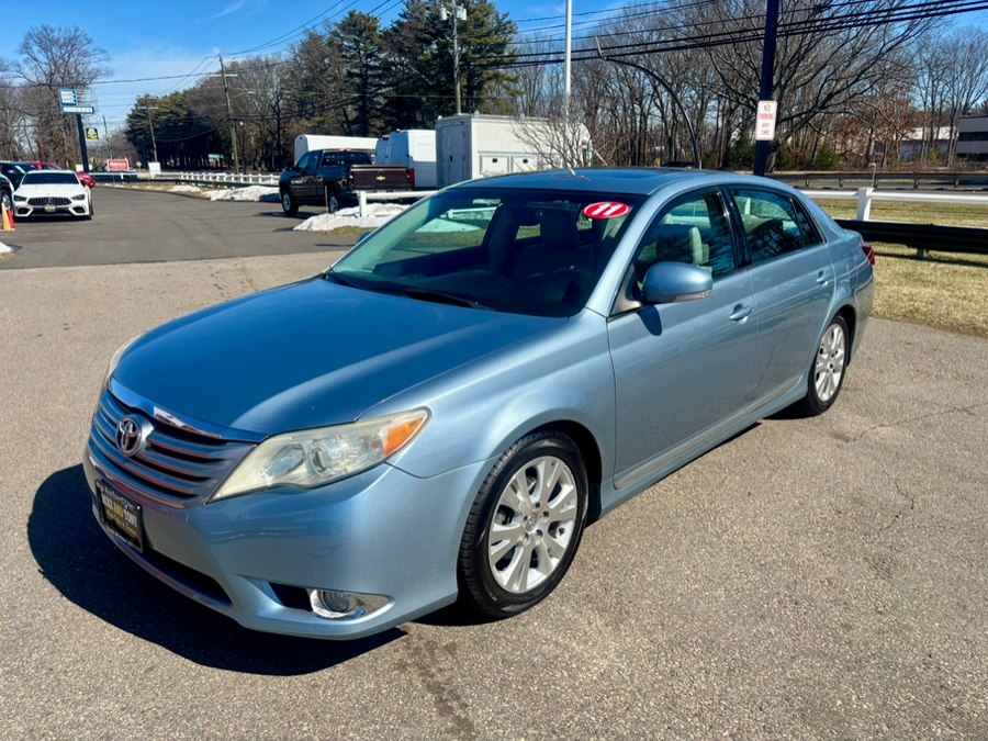 Used 2011 Toyota Avalon in South Windsor, Connecticut | Mike And Tony Auto Sales, Inc. South Windsor, Connecticut