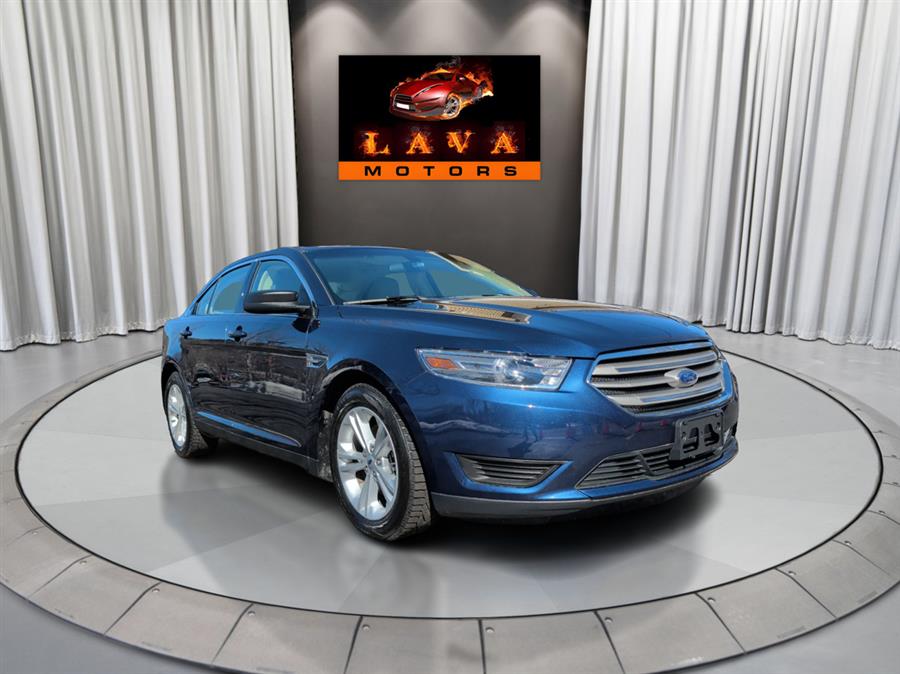 Used 2016 Ford Taurus in Canton, Connecticut | Lava Motors. Canton, Connecticut