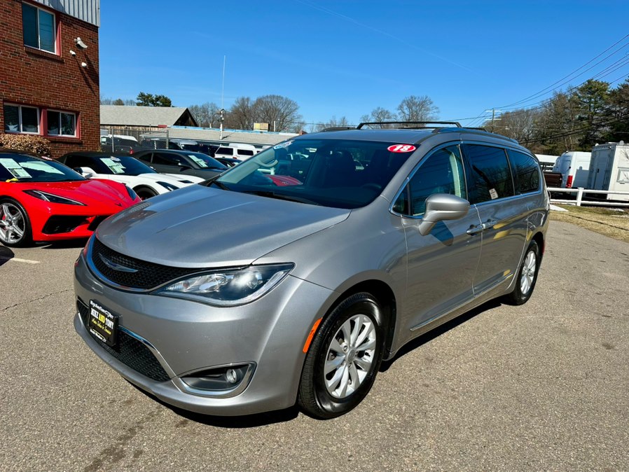 Used 2018 Chrysler Pacifica in South Windsor, Connecticut | Mike And Tony Auto Sales, Inc. South Windsor, Connecticut