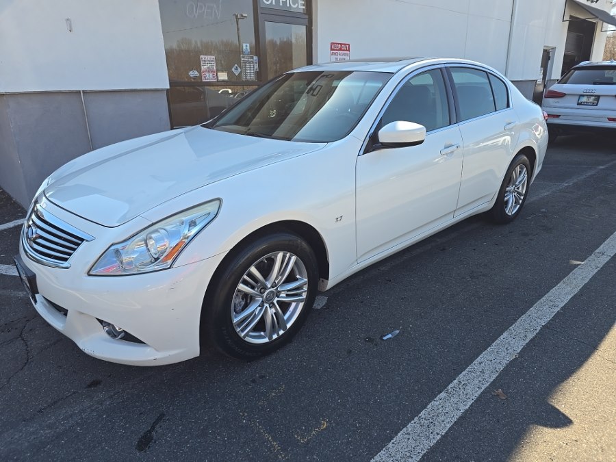 Used 2015 Infiniti Q40 in Middletown, Connecticut | RT 3 AUTO MALL LLC. Middletown, Connecticut