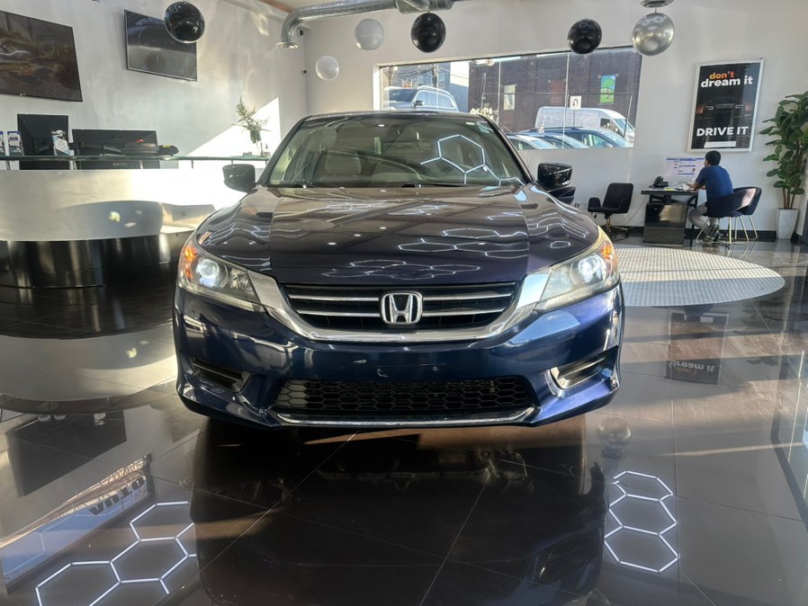 Used 2014 Honda Accord Sedan in Jersey City, New Jersey | Luxe Auto Galleria. Jersey City, New Jersey