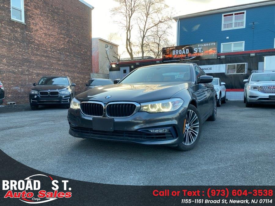 2017 BMW 5 Series 530i Sedan's photo