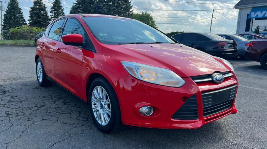2012 Ford Focus 5 Door Hatch SE's photo