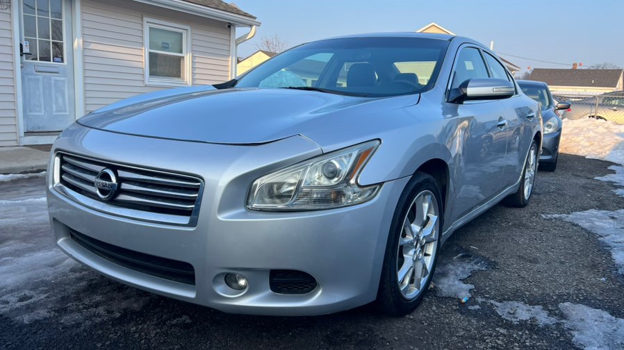 2014 Nissan Maxima SV