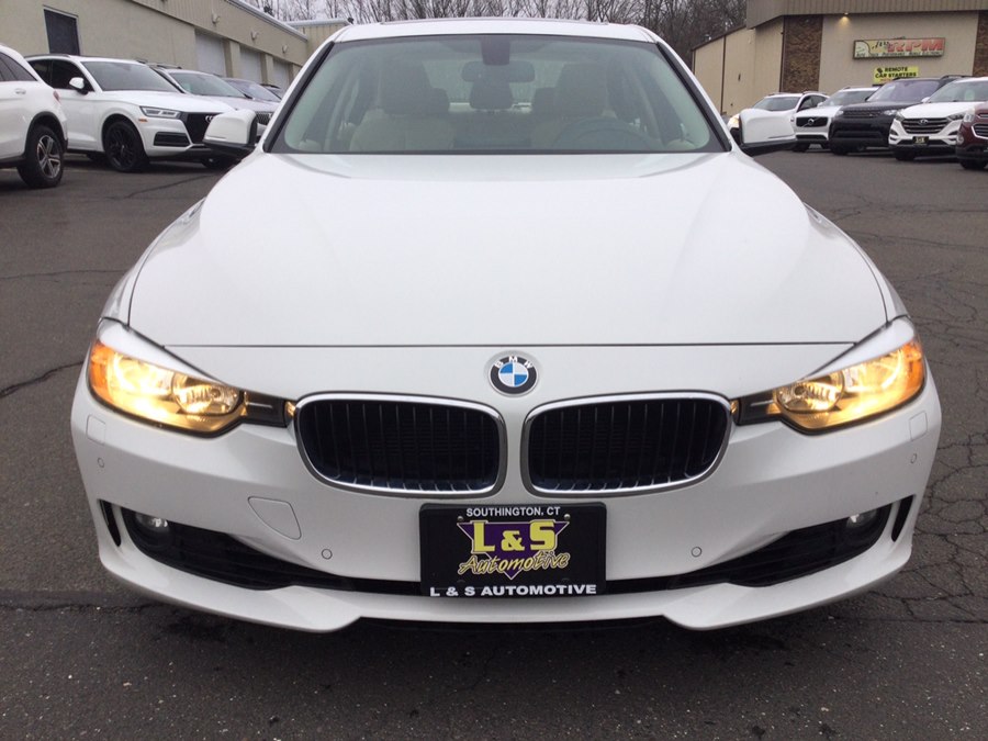 2014 BMW 3 Series 328i xDrive Sedan's photo