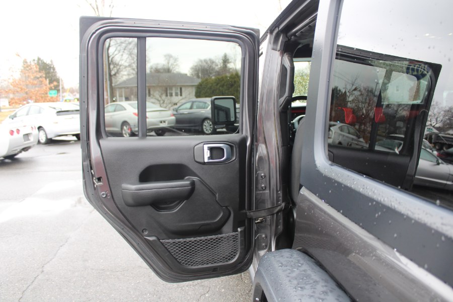 2022 Jeep Wrangler Unlimited Rubicon - Photo 22