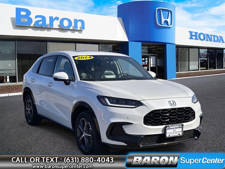 Used 2024 Honda Hr-v in Patchogue, New York | Baron Supercenter. Patchogue, New York