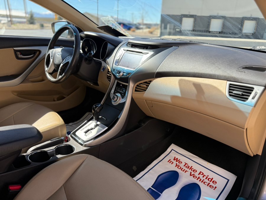 2012 Hyundai Elantra GLS - Photo 6