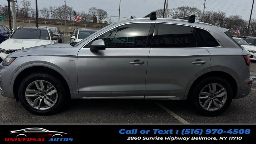 2022 Audi Q5 45 Premium's photo