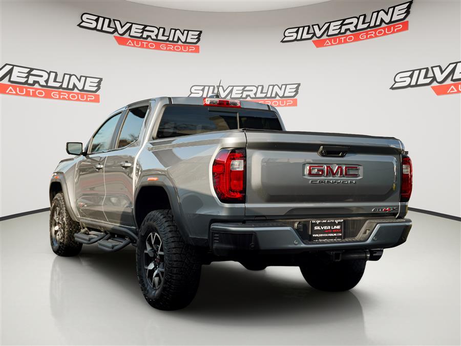 2024 GMC Canyon 4WD AT4X Crew Cab Short Box's photo