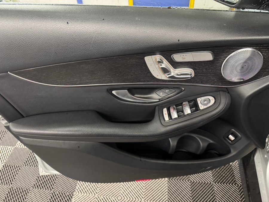 2020 Mercedes-Benz GLC GLC300 - Photo 13