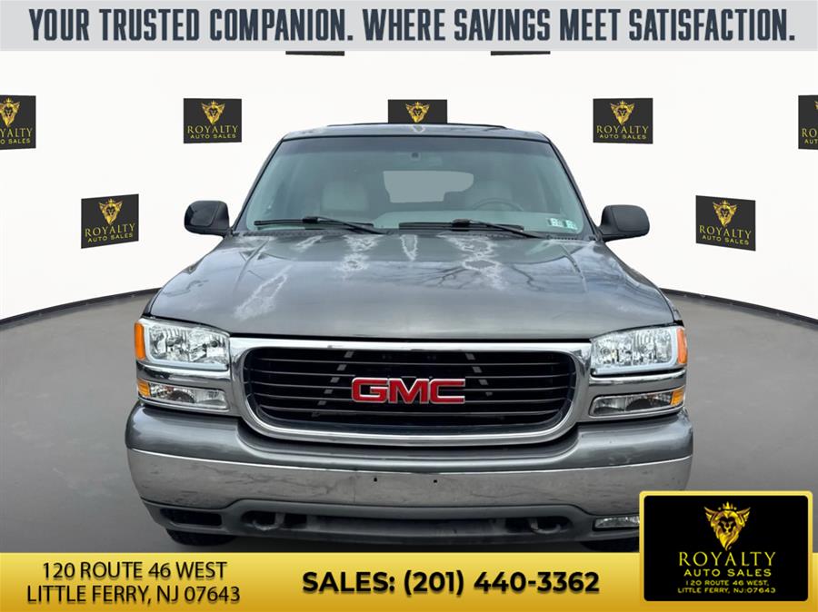2002 GMC Yukon 4WD 1/2 Ton SLE's photo