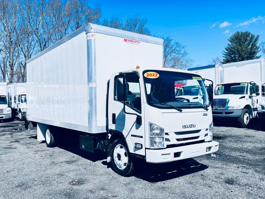 2022 Isuzu NRR's photo