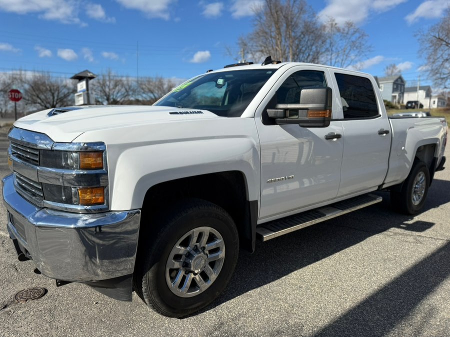 Used 2017 Chevrolet Silverado 3500HD in New Milford, Connecticut | Faustos Auto Body and Repairs LLC. New Milford, Connecticut