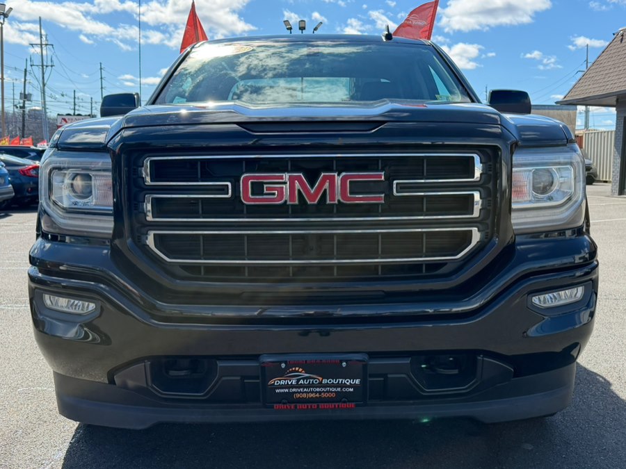2018 GMC Sierra 4WD Double Cab Standard Box's photo