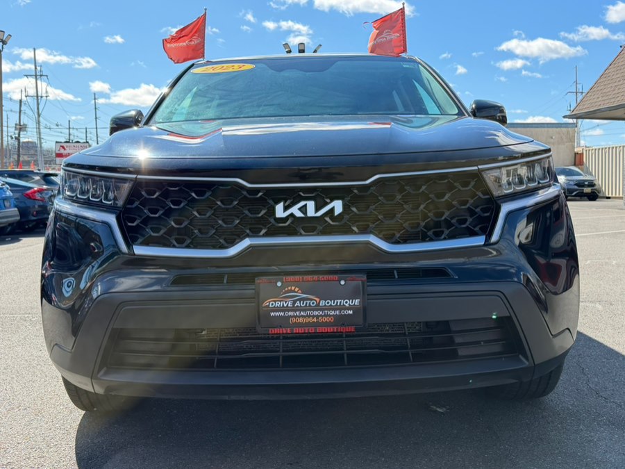 2023 Kia Sorento LX AT 4WD's photo