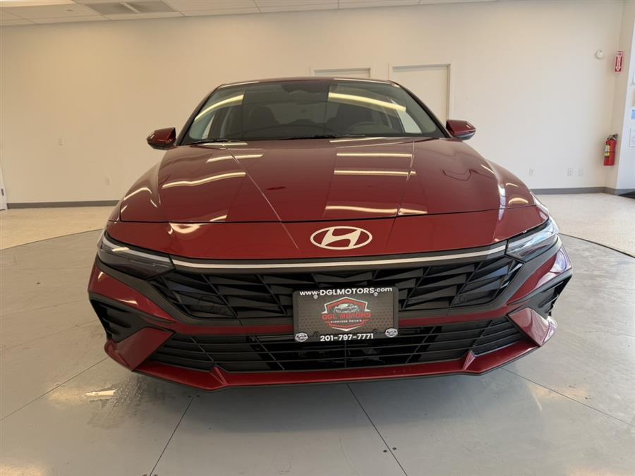 2024 Hyundai Elantra 2.0 SE IVT's photo